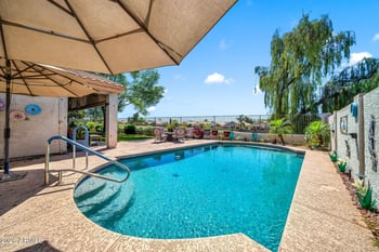 6237 Irma Ln, Glendale, AZ 85308