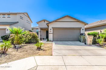 6237 Laurie Ln, Glendale, AZ 85302