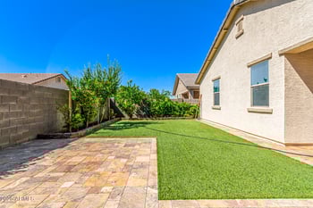 6237 Laurie Ln, Glendale, AZ 85302