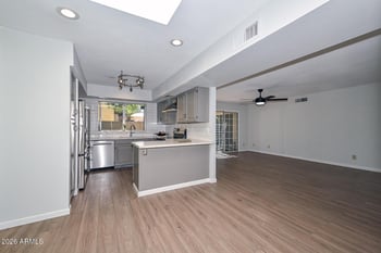 6237 N 22nd Dr, Phoenix, AZ 85015