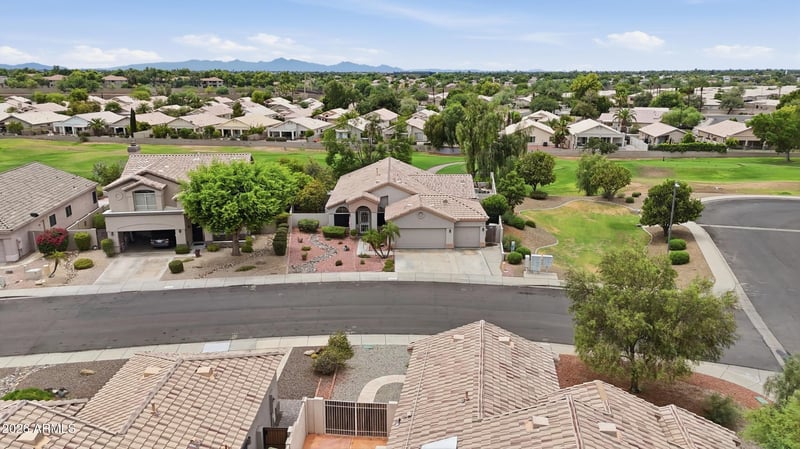 6237 Irma Ln, Glendale, AZ 85308