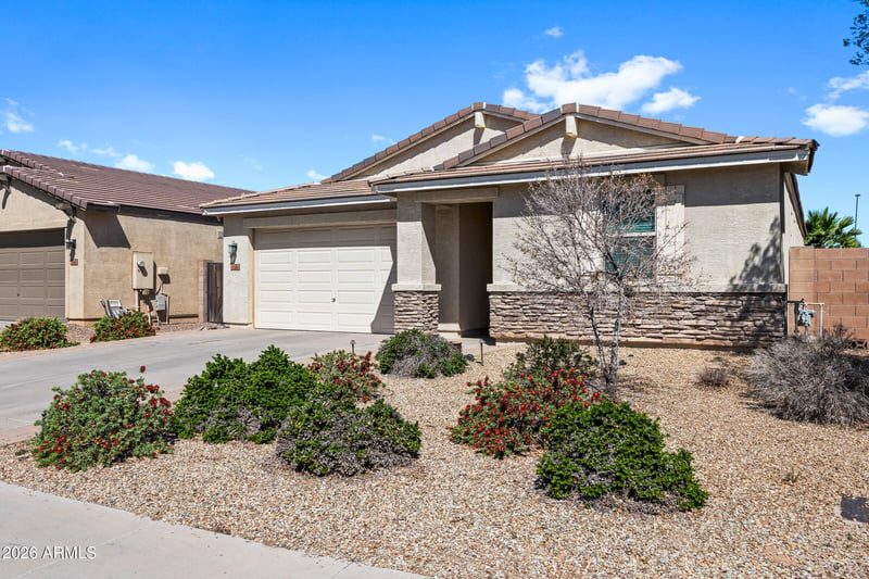 624 Blue Ridge Dr, San Tan Valley, AZ 85140