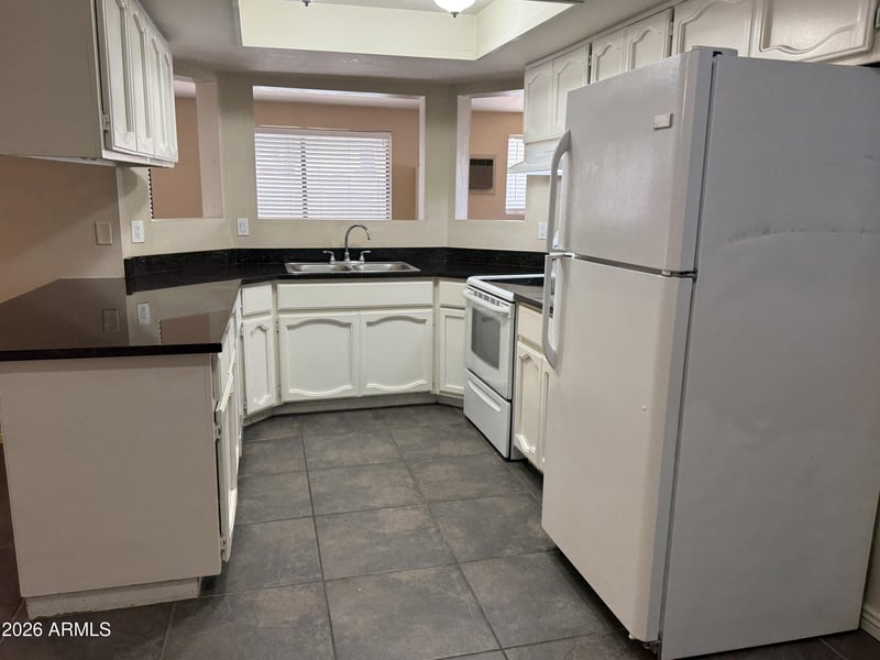 624 Keats Ave, Mesa, AZ 85210