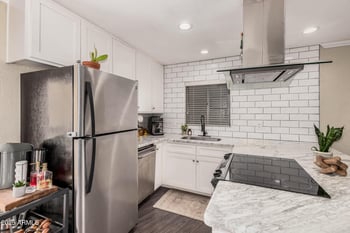 6240 16th St #46, Phoenix, AZ 85016