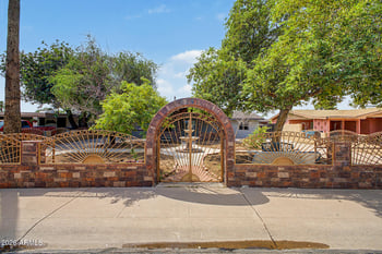6241 W Highland Ave, Phoenix, AZ 85033
