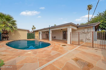 6241 W Highland Ave, Phoenix, AZ 85033