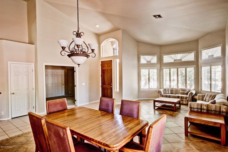 6242 W Kent Dr, Chandler, AZ 85226