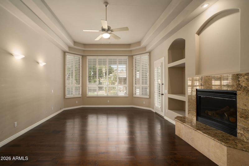 6243 Camelback Rd, Scottsdale, AZ 85251