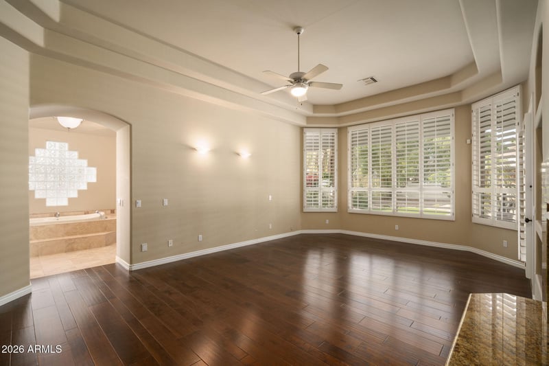 6243 Camelback Rd, Scottsdale, AZ 85251