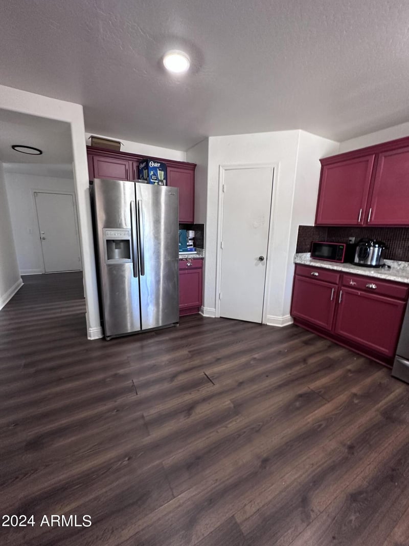 6245 Southgate St, Phoenix, AZ 85043