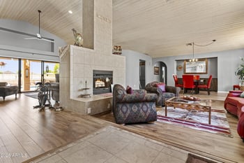 6249 Camelot Dr, Mesa, AZ 85215