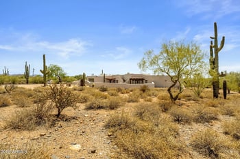 6249 Old Paint Trl, Cave Creek, AZ 85331