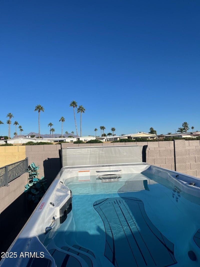 625 83rd Way, Mesa, AZ 85208