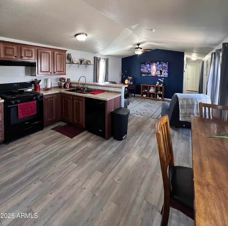 625 Mckellips Rd #358, Mesa, AZ 85201