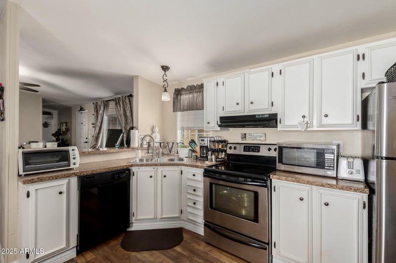 625 Mckellips Rd #54, Mesa, AZ 85201