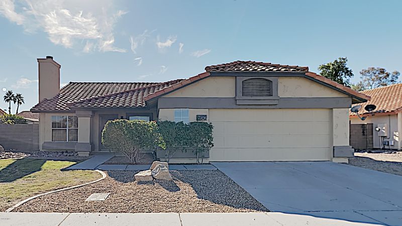 625 W Smoke Tree Rd, Gilbert, AZ 85233