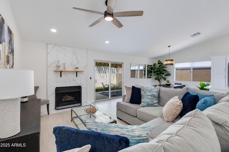 6250 Carolina Dr, Scottsdale, AZ 85254