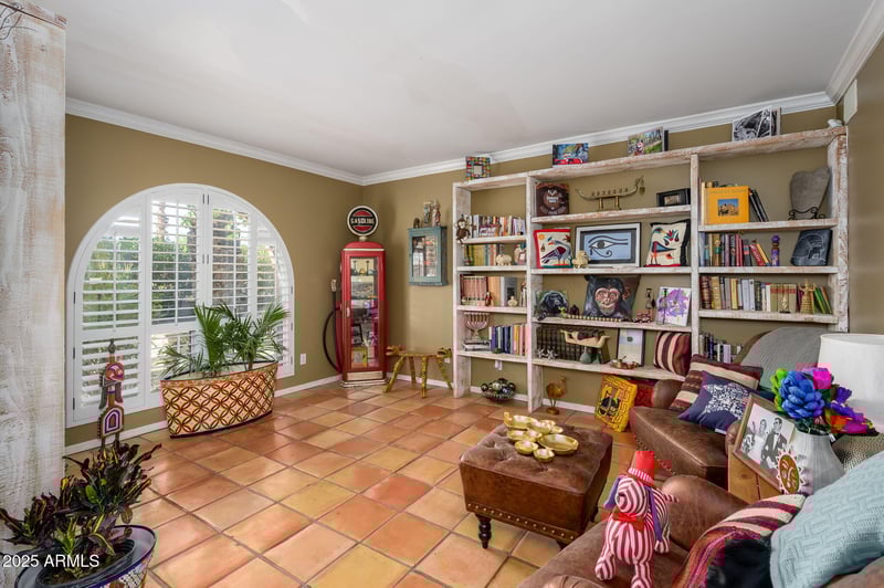 6255 Crocus Dr, Scottsdale, AZ 85254