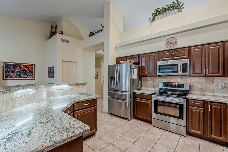 6255 Riverdale St, Mesa, AZ 85215