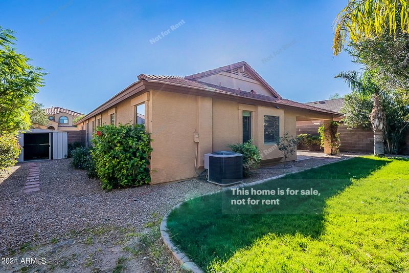 626 E Saddle Way, San Tan Valley, AZ 85143