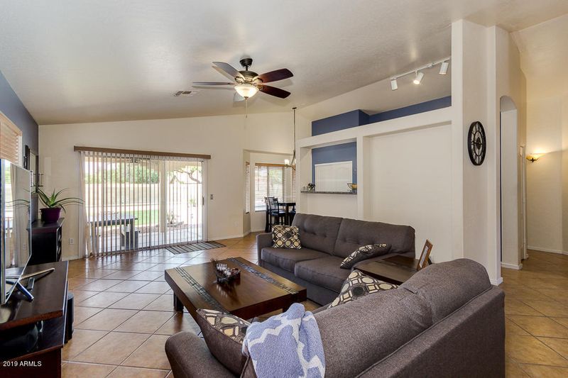 626 S Saddle St, Gilbert, AZ 85233
