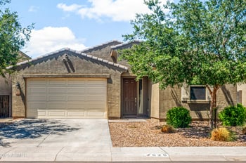 626 Tallula Trl, San Tan Valley, AZ 85140