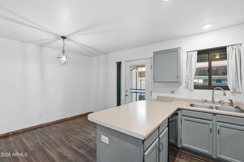 6262 Brown Rd #10, Mesa, AZ 85205