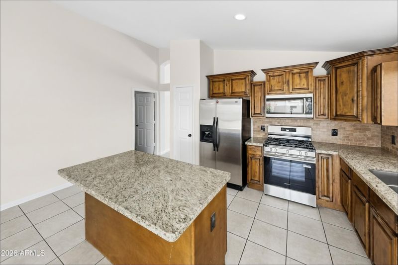 627 E Shannon St, Chandler, AZ 85225