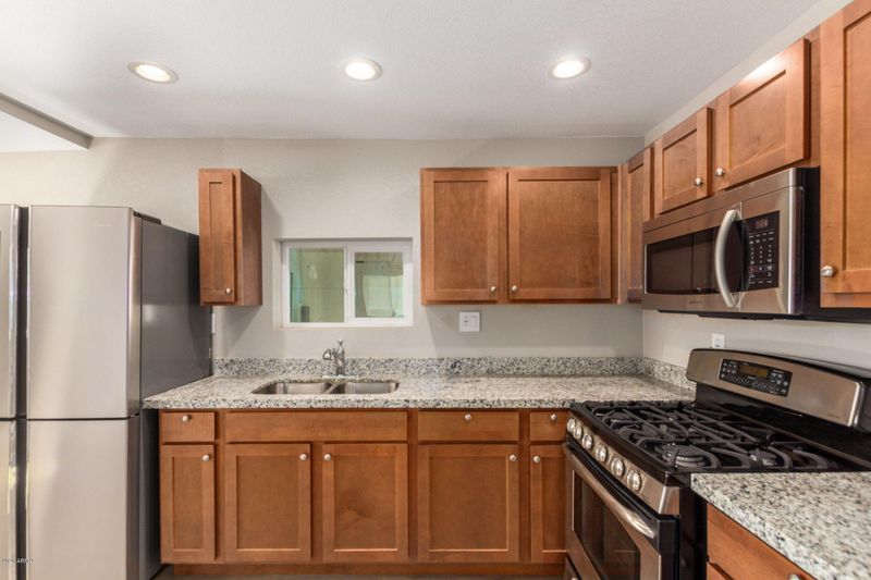 627 S 29th Ave, Phoenix, AZ 85009