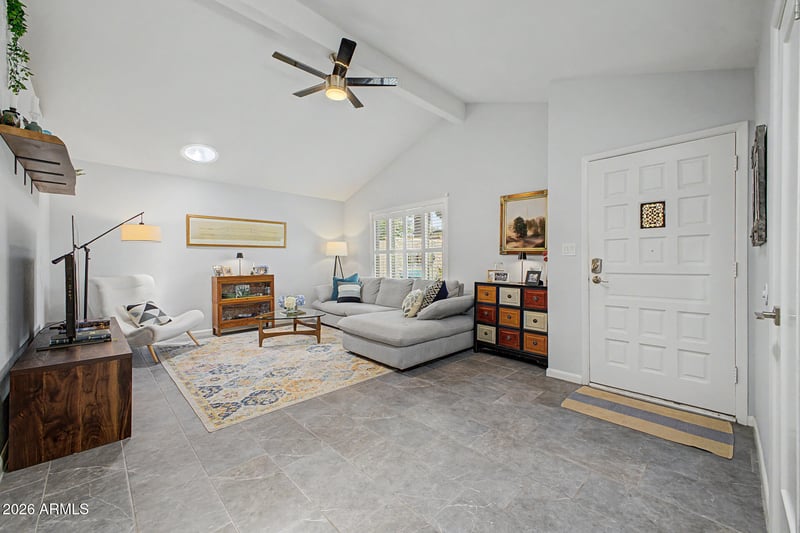6270 78th St #325, Scottsdale, AZ 85250