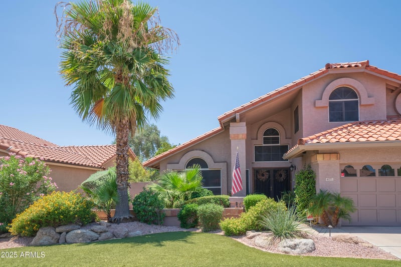 6271 Lone Cactus Dr, Glendale, AZ 85308