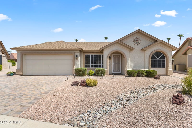 6279 Sundown Dr, Chandler, AZ 85249
