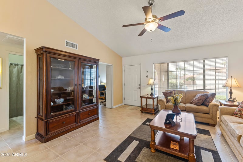 6279 Sundown Dr, Chandler, AZ 85249