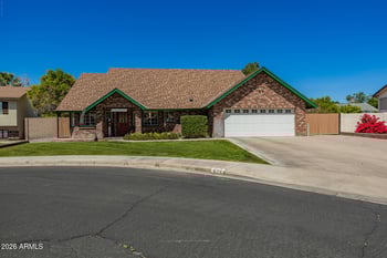 628 Camino Cir, Mesa, AZ 85201