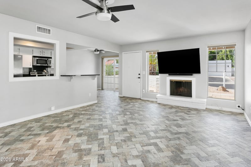 628 Boca Raton Rd, Phoenix, AZ 85022
