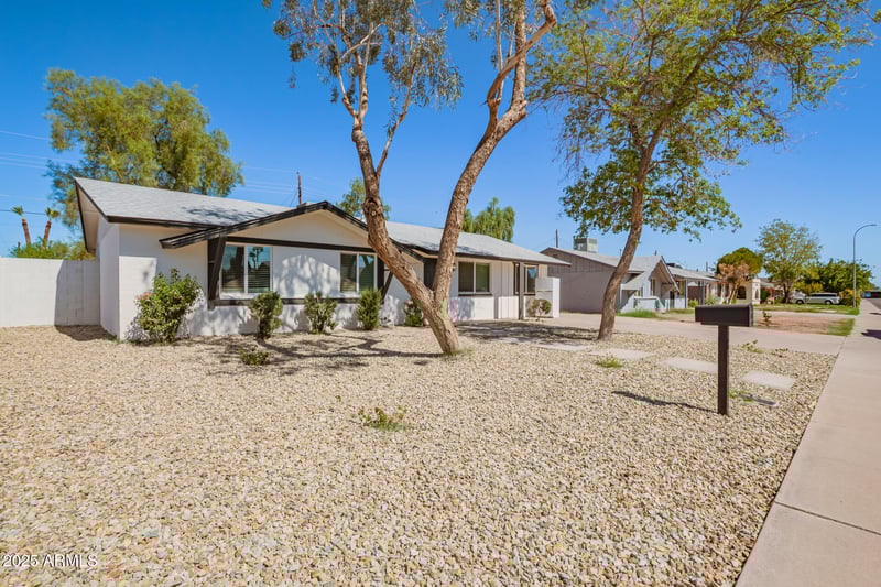 628 Papago Dr, Tempe, AZ 85288