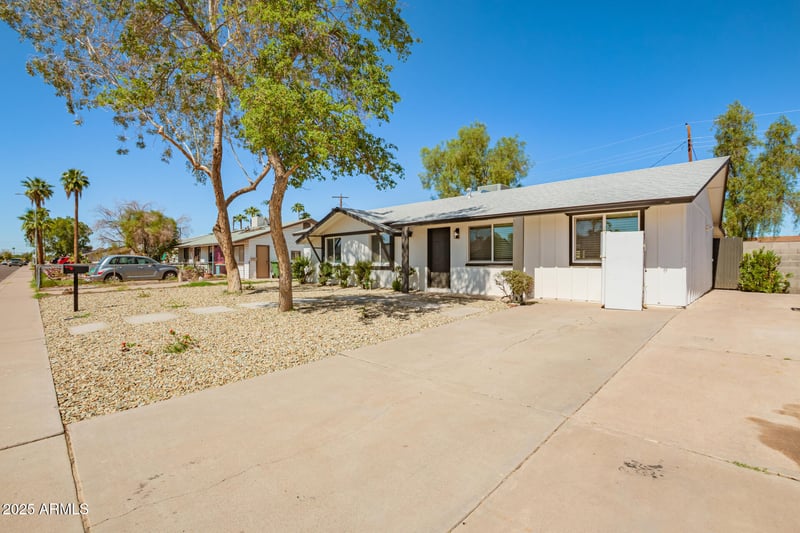 628 Papago Dr, Tempe, AZ 85288