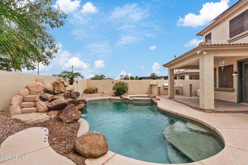 6280 S Sinova Ct, Gilbert, AZ 85298