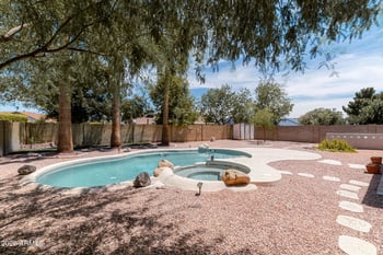 6283 N 89th Ave, Glendale, AZ 85305