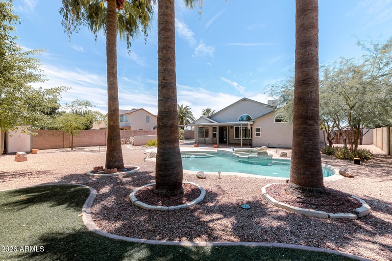 6283 N 89th Ave, Glendale, AZ 85305