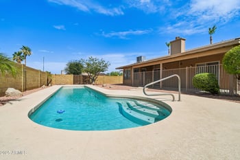 6286 88th Ave, Glendale, AZ 85305