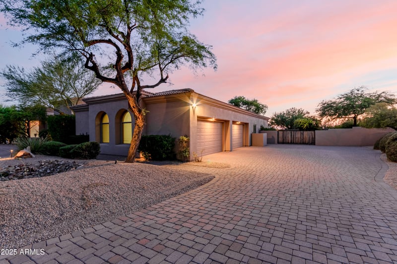 6288 Red Bird Cir, Scottsdale, AZ 85266