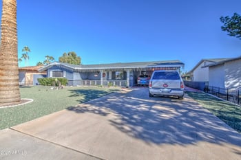 629 Edgewater Dr, Mesa, AZ 85208