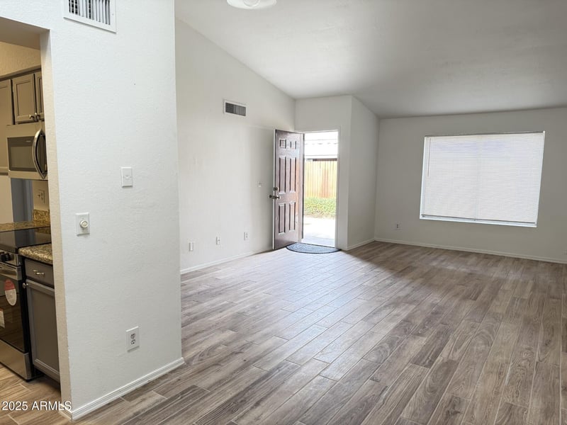 629 Mesa Dr #29, Mesa, AZ 85201