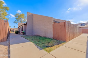 629 Mesa Dr #7, Mesa, AZ 85201