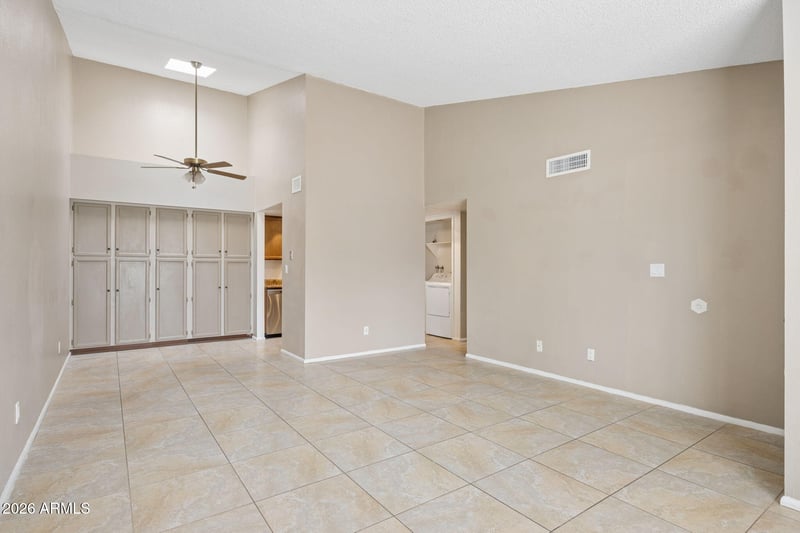 629 Mesa Dr #16, Mesa, AZ 85201