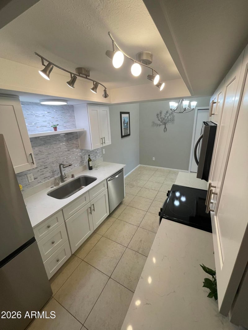 629 N Mesa Dr #27, Mesa, AZ 85201