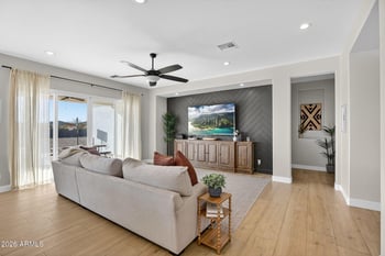 629 Cloud Rd, Phoenix, AZ 85086