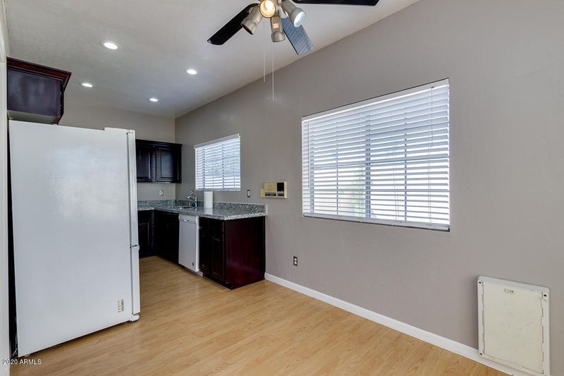 6290 S Colonial Way, Tempe, AZ 85283