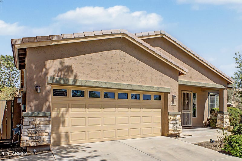 6295 S Fawn Ct, Gilbert, AZ 85298